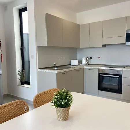 Apartmán Swieqi Malaika New Penthouse 9 *