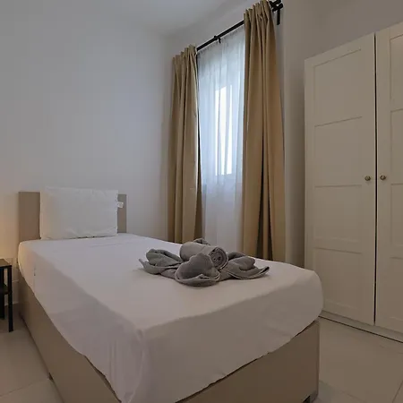 Swieqi Malaika New Penthouse 9 Apartamento *