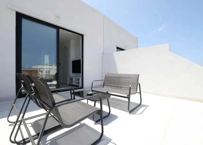 Swieqi Malaika New Penthouse 9 *