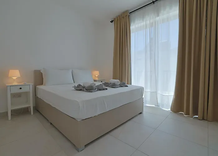 Swieqi Malaika New Penthouse 9 *